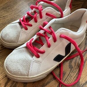 Veja Kids Sneakers - White
